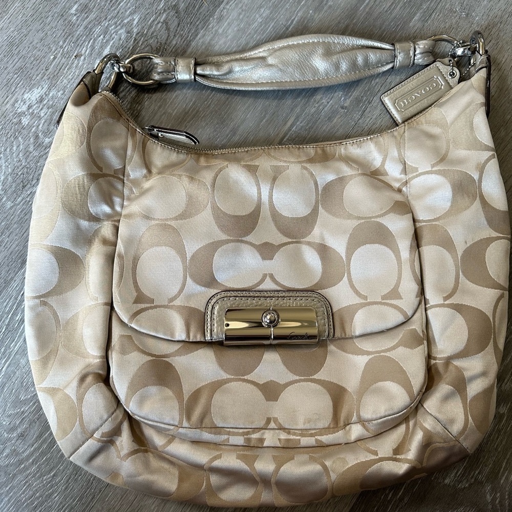 Coach Hobo Shoulder Bag